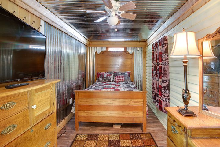 Burkesville Vacation Rental - 5 Mi to the Lake!