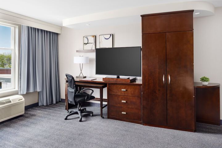 Room 18 of 47