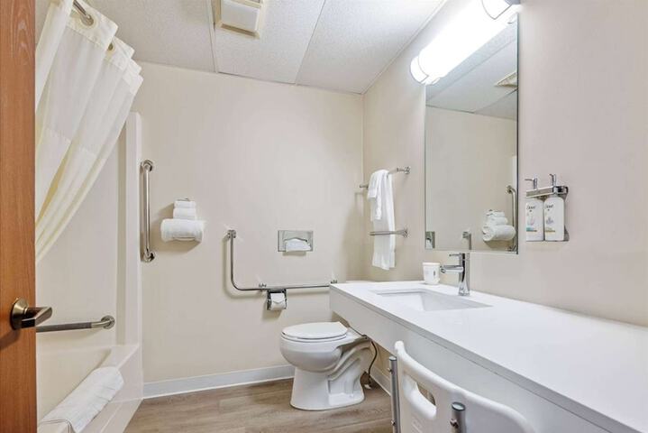 Room 5 of 31