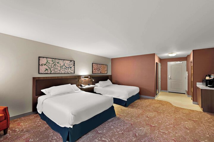 Hilton Garden Inn Omaha East / Council Bluffs