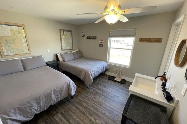 Room 4 of 11