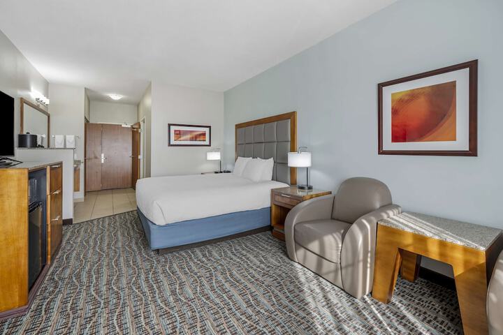 Room 34 of 43
