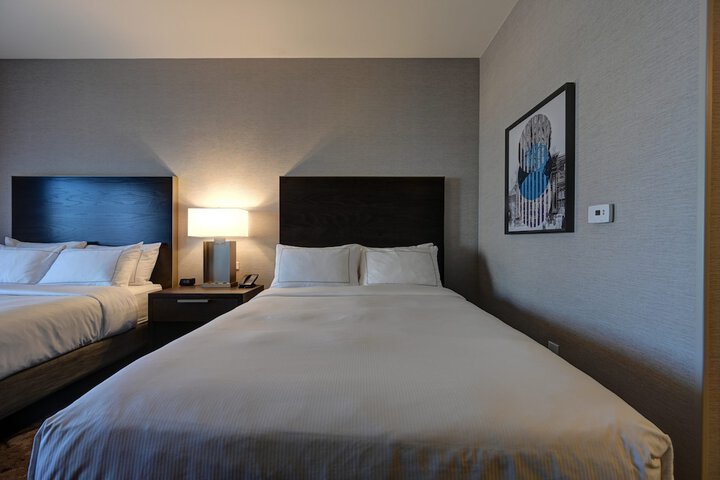 Room 28 of 50