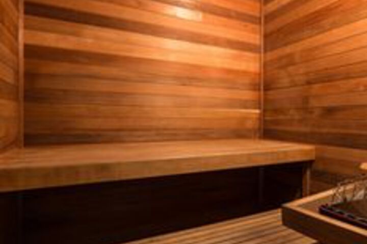 Artsy 2BR in C.B.D. by Sonder