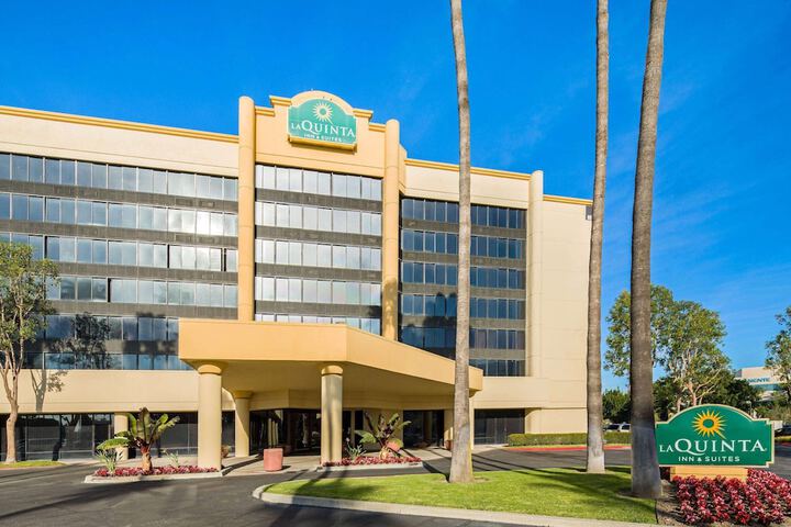Hotel 2 of 30