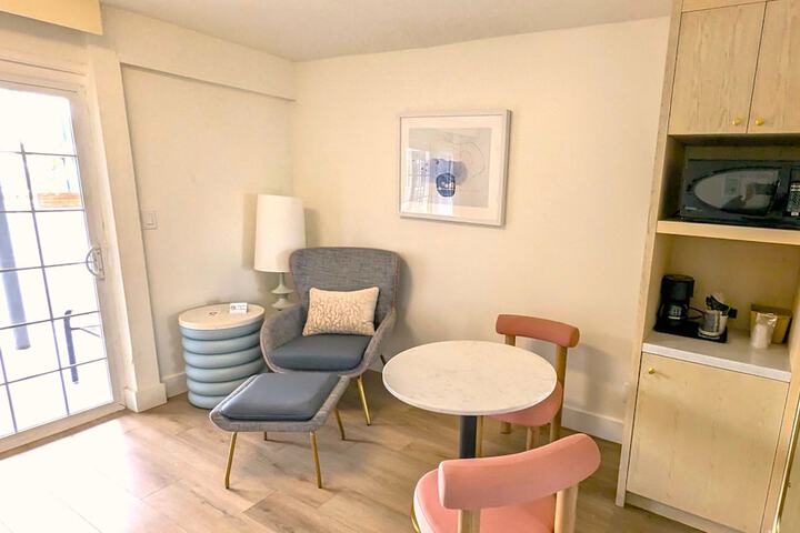 Room 31 of 61