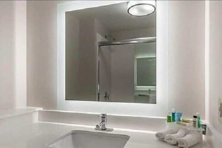 Holiday Inn Express Hotel & Suites Burlington by IHG