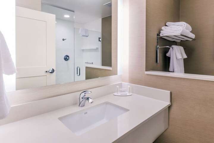 Fairfield Inn & Suites Boston Marlborough / Apex Center