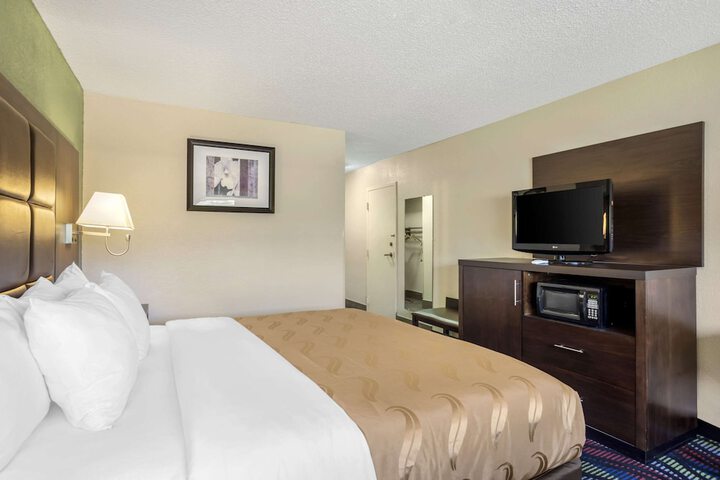 Room 21 of 45