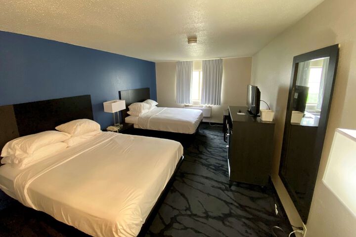 Room 17 of 30