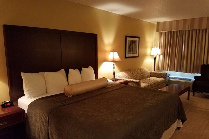 Room 37 of 48