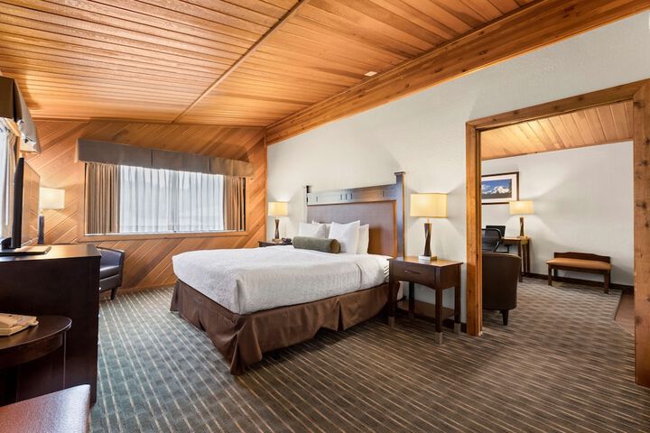 Room 32 of 58