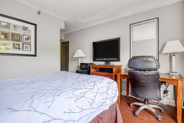 Room 16 of 39