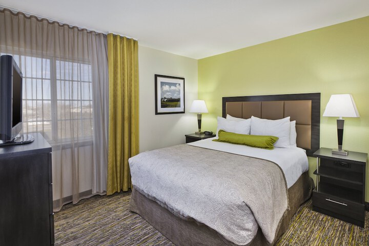 Room 18 of 26
