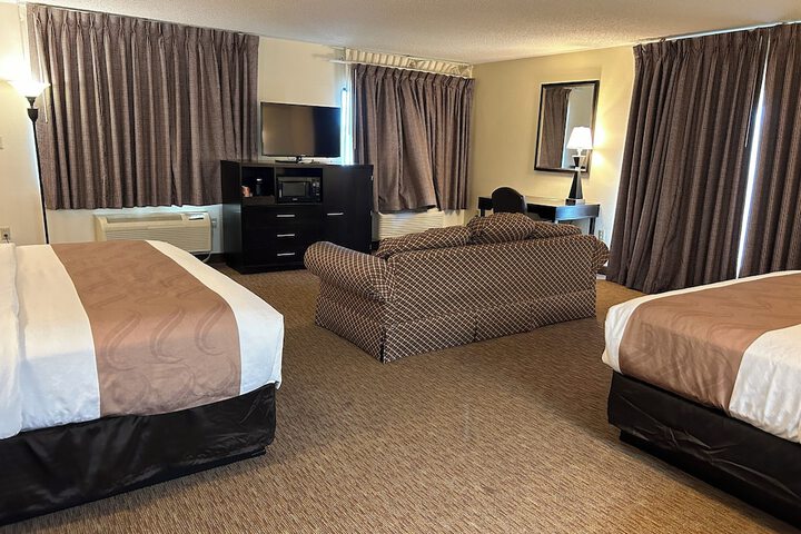 Room 33 of 55
