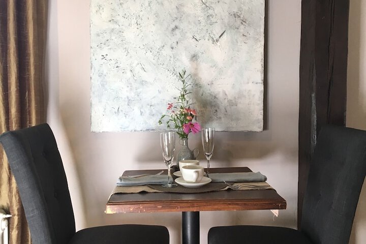 Dining 108 of 164