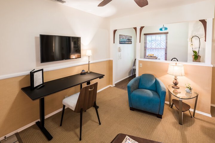 Room 92 of 158