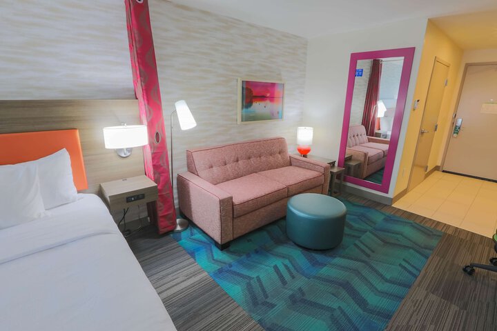 Room 56 of 83