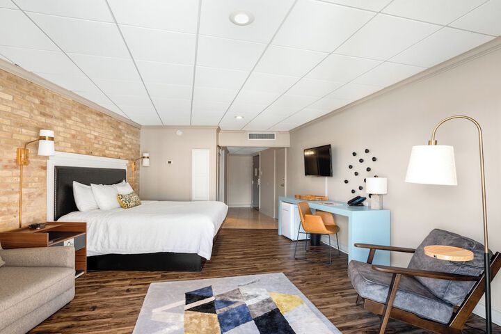Room 88 of 250