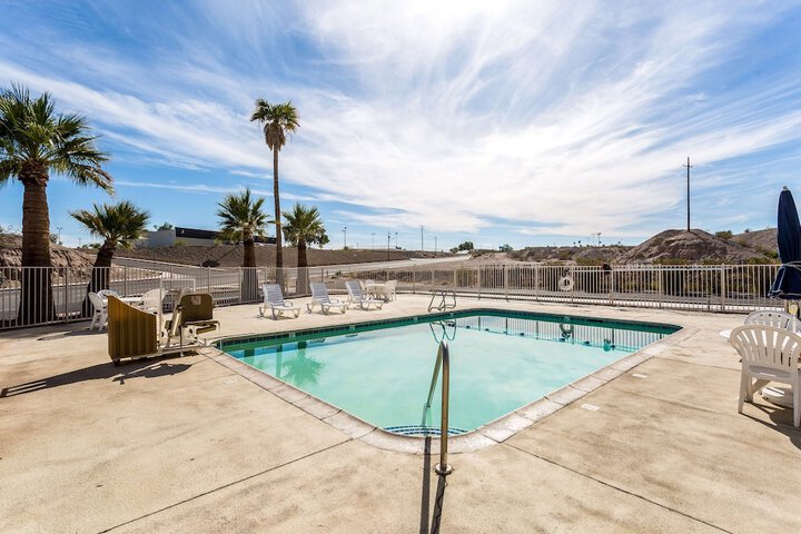 Pool 9 of 29
