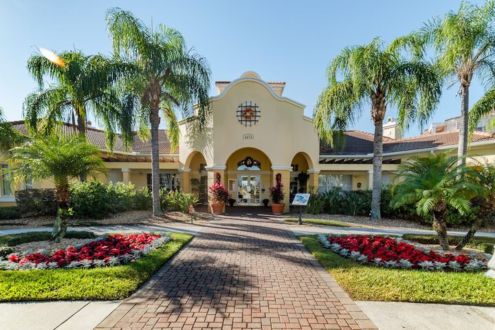 Hotel Exterior 10 of 10
