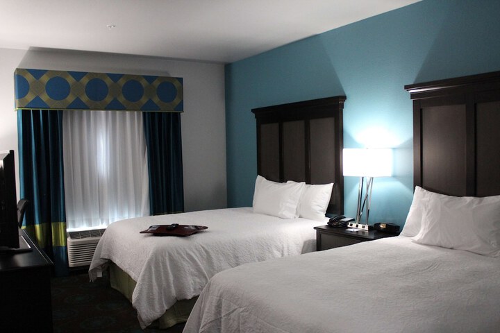 Room 8 of 13