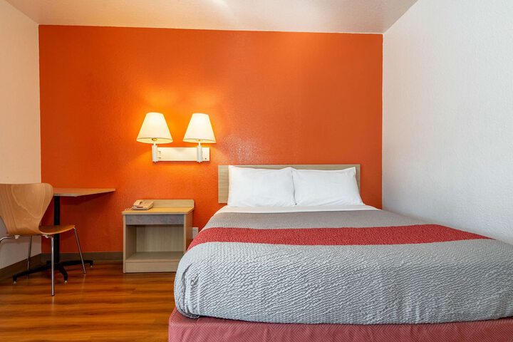 Room 29 of 57