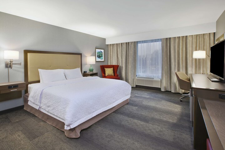 Room 18 of 32