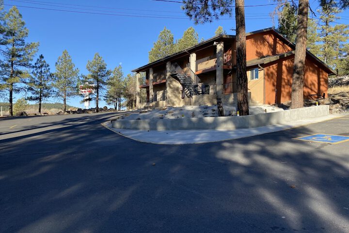 Motel in The Pines