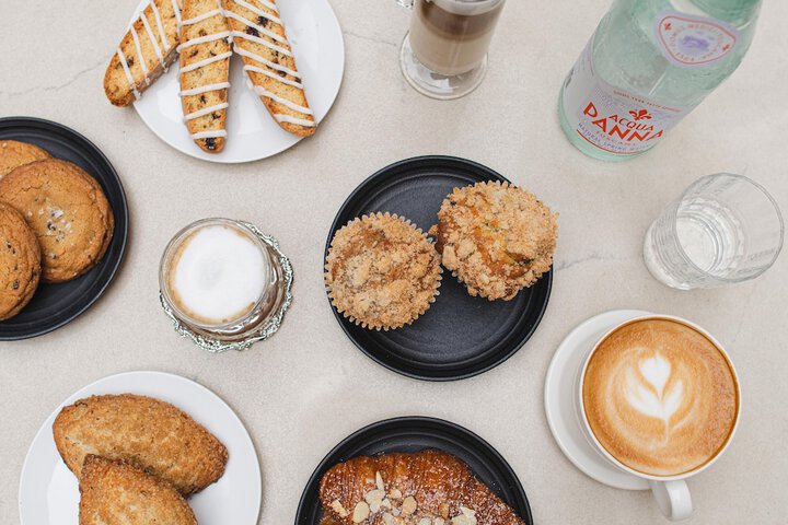 Breakfast/Coffee Service 90 of 104