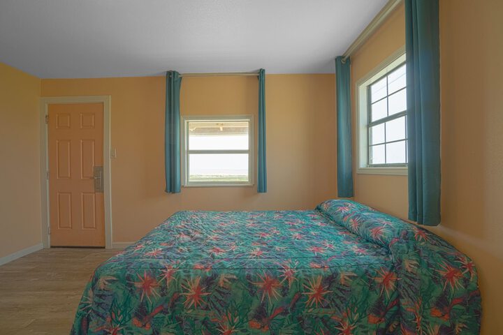 Room 87 of 96
