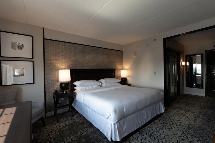 Sheraton Chicago Northbrook Hotel
