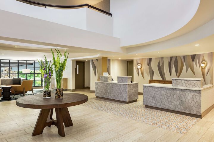 Hotel Interior 14 of 100