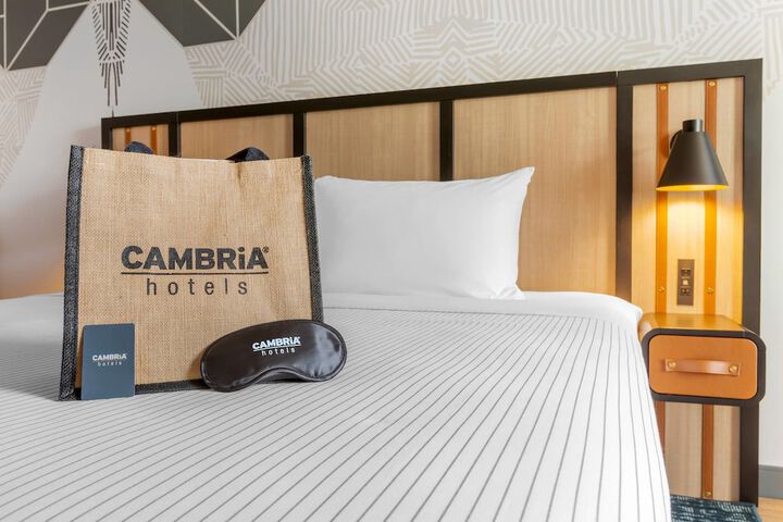 Cambria Hotel Spokane Airport