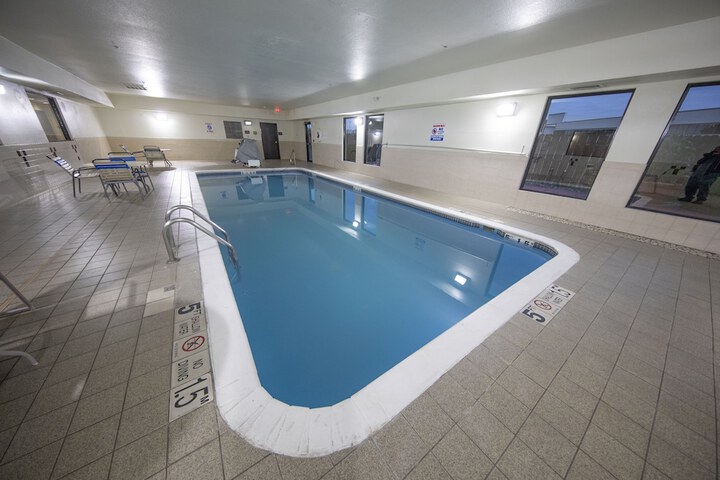 Comfort Inn & Suites Hutchinson