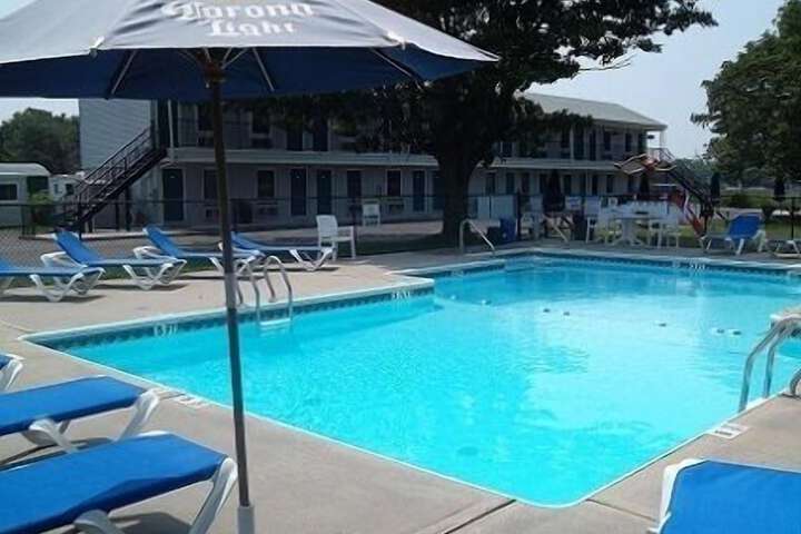Pool 3 of 11