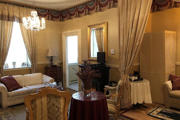 Room 46 of 60