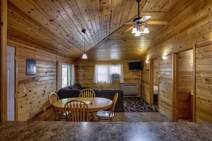 Big River Escape Riverside Cabins