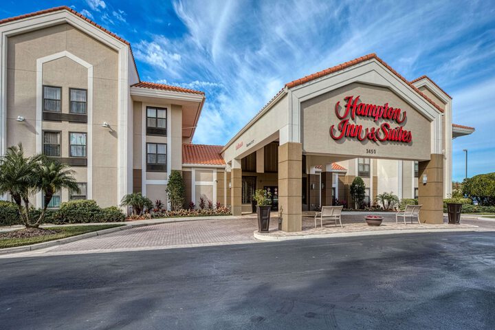 Hotel 2 of 57