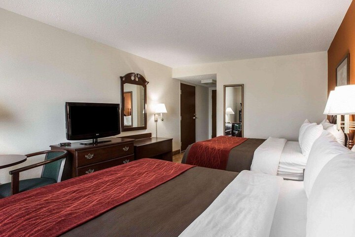 Room 21 of 34