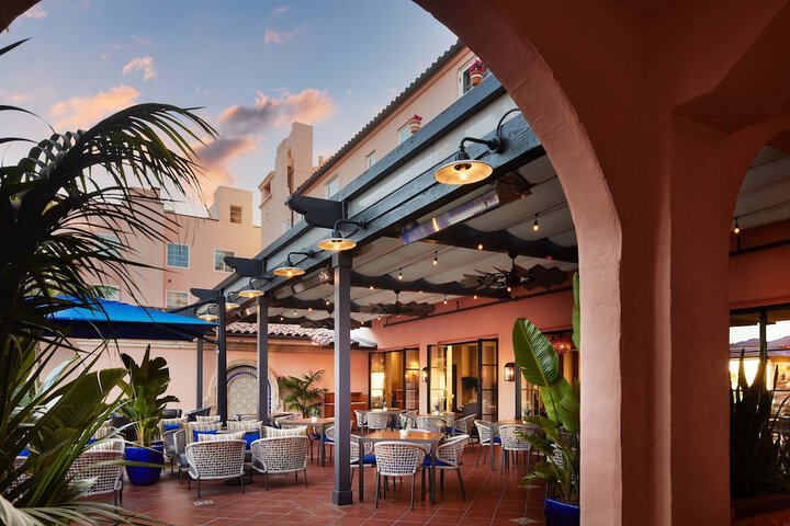 La Valencia Hotel