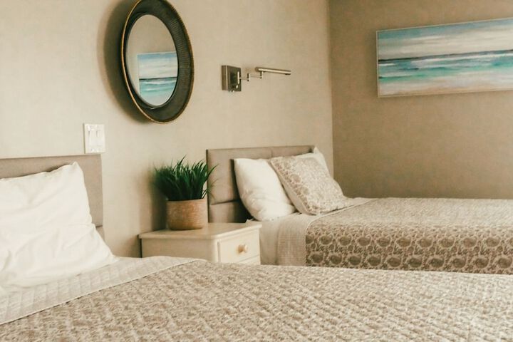 Room 26 of 124