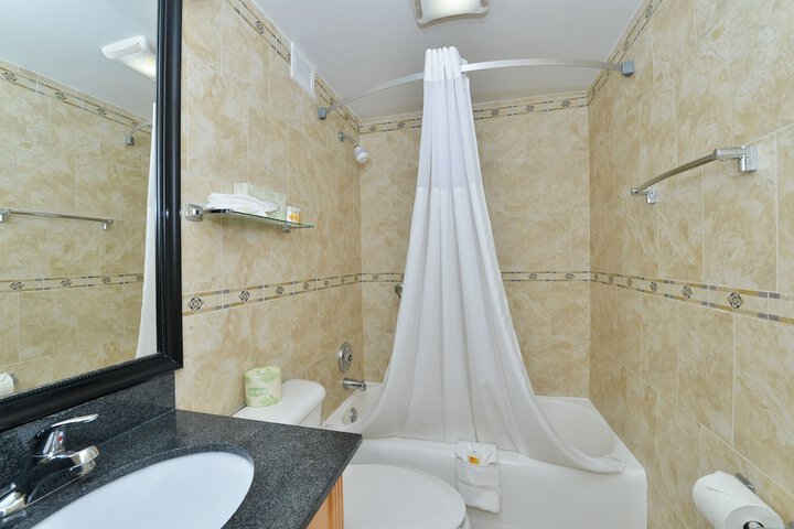 Room 7 of 35