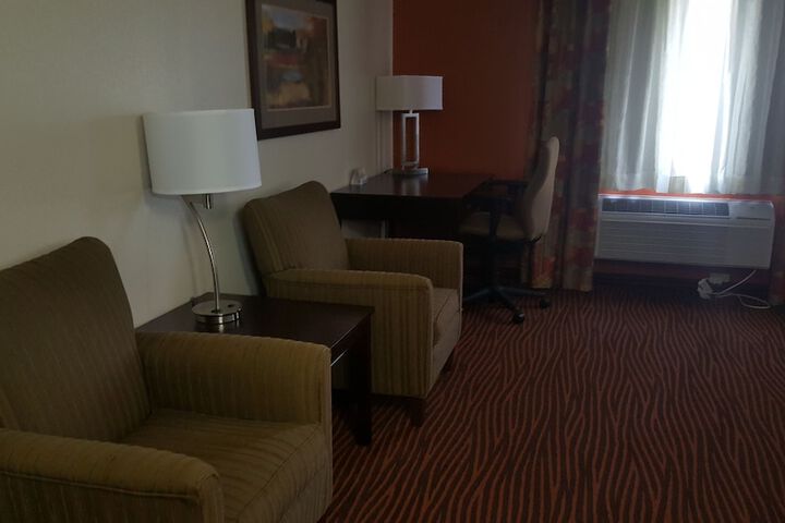 Room 22 of 46