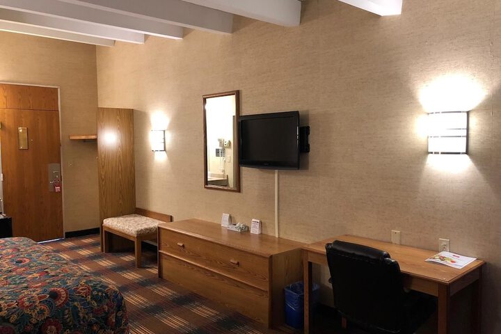 Red Carpet Inn North Syracuse