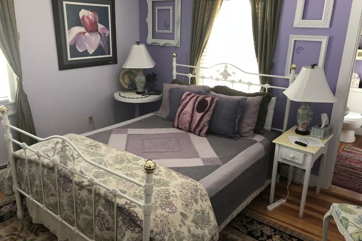 Room 71 of 95