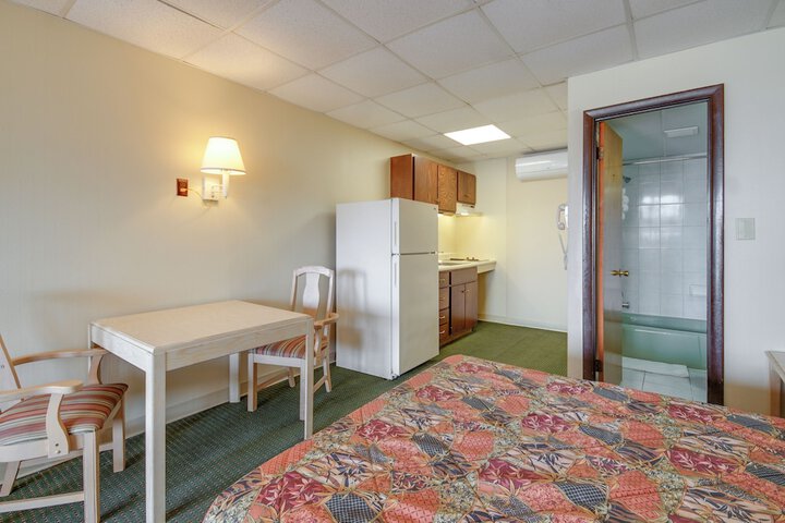 Room 26 of 37