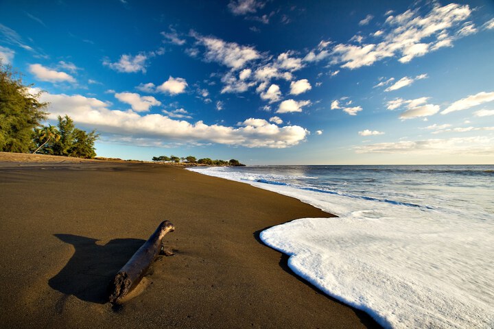 Beach 61 of 77