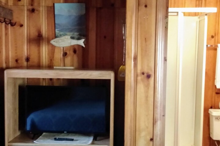 Room 25 of 85
