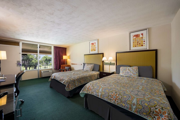 Travelodge by Wyndham Oakley